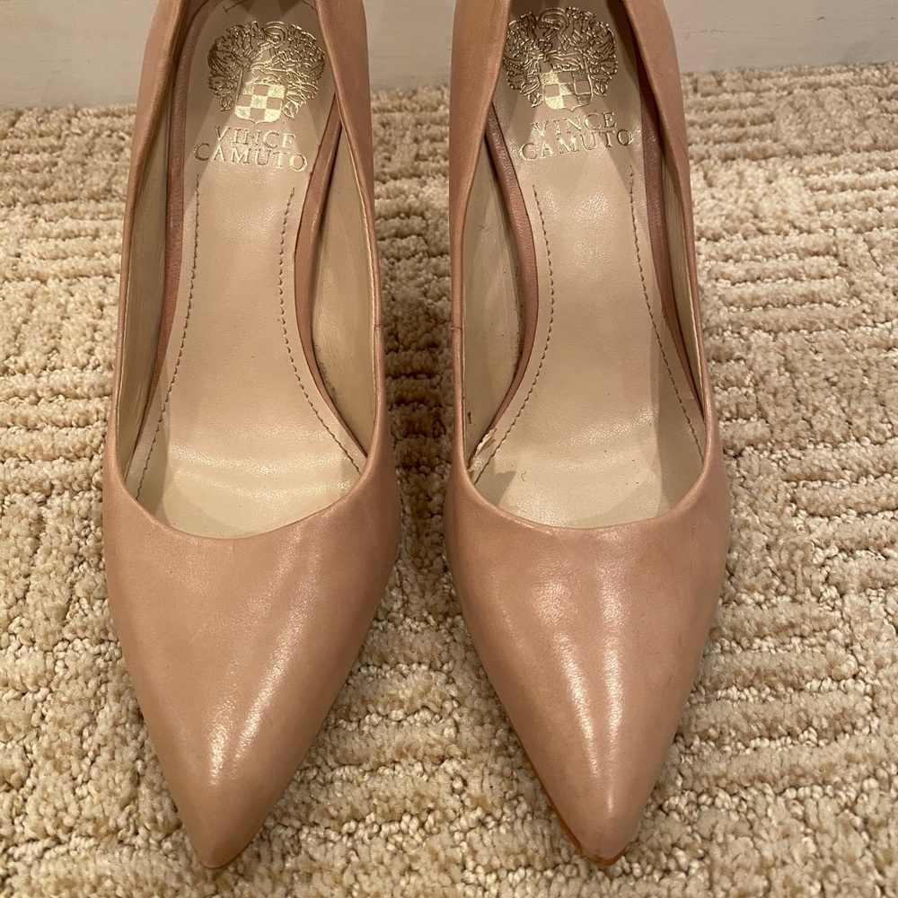 Vince Camuto Nude Pumps